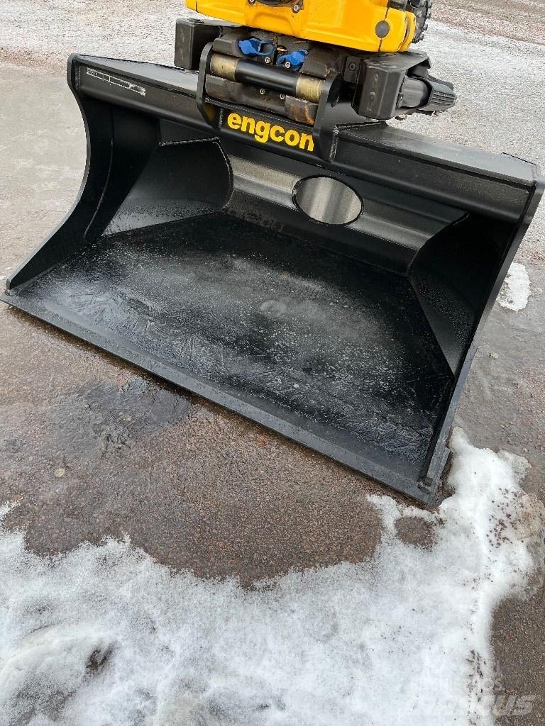 Engcon GB14 S60 Ny! Schaufeln