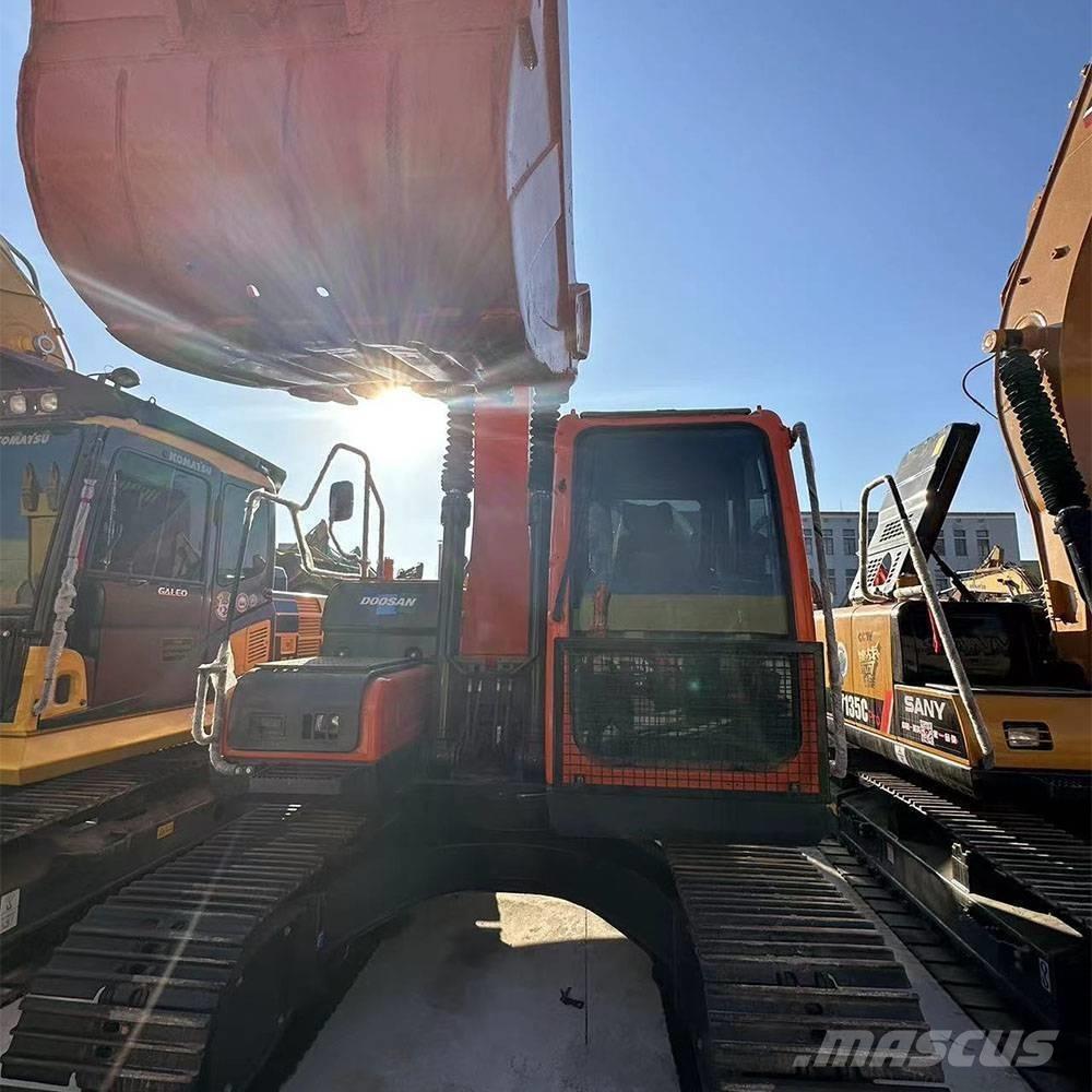 Doosan DX150LC-9C Raupenbagger