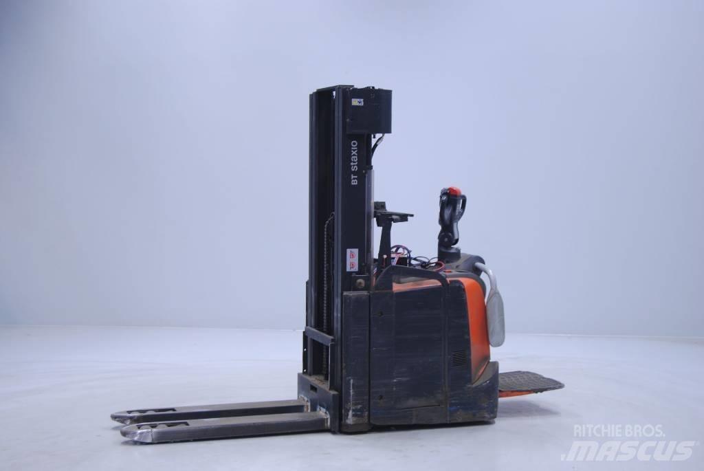 Toyota SPE140L Deichselstapler