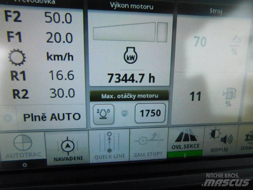John Deere 6215 R Traktoren