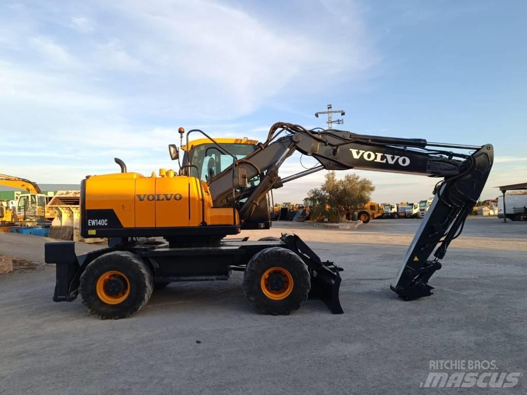Volvo EW 140 C Mobilbagger
