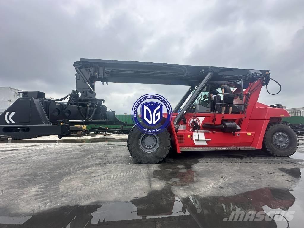 Kalmar DRF 450 Reach-Stacker