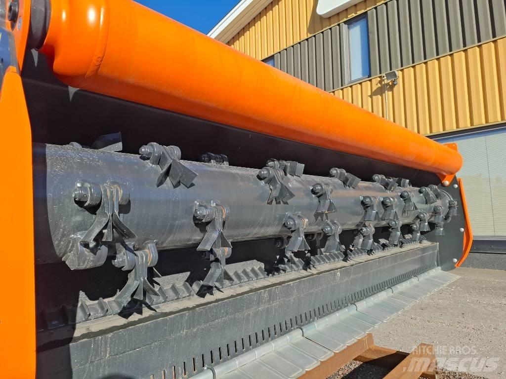 TMC Cancela THN-320D Mulcher