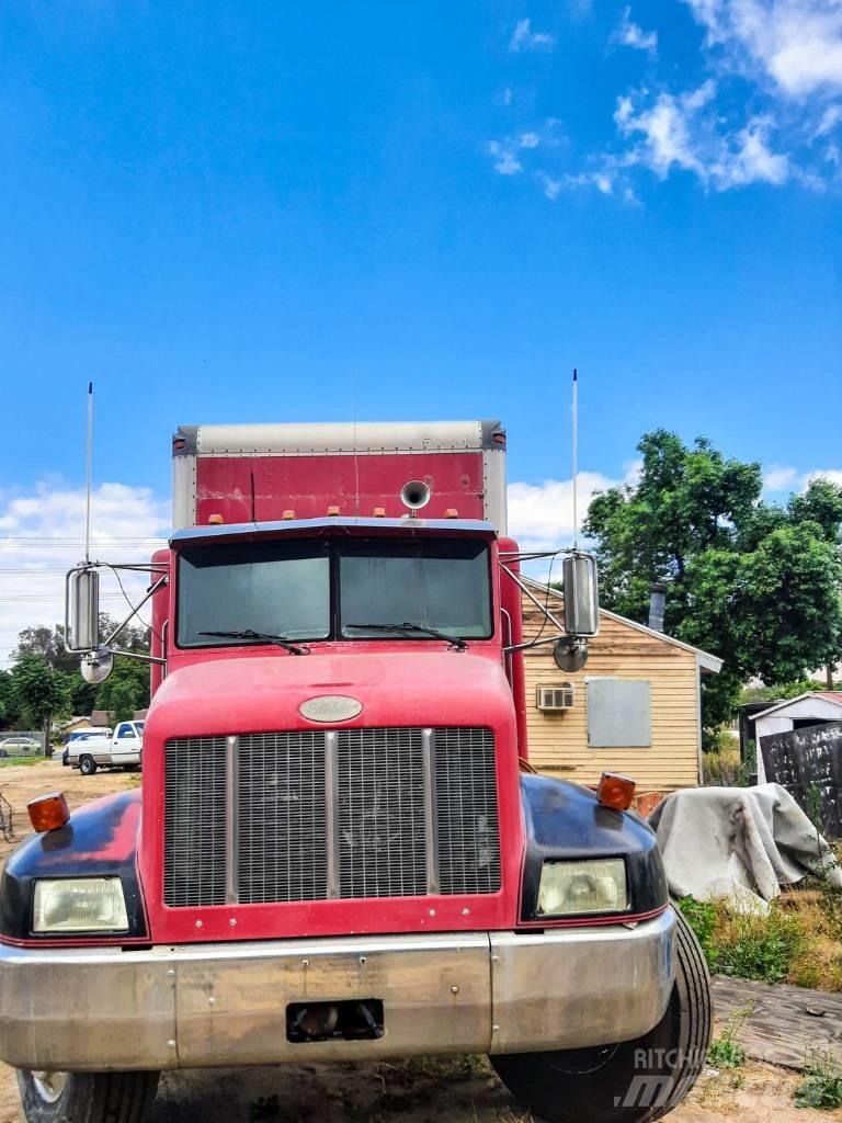 Peterbilt 330 Andere Fahrzeuge