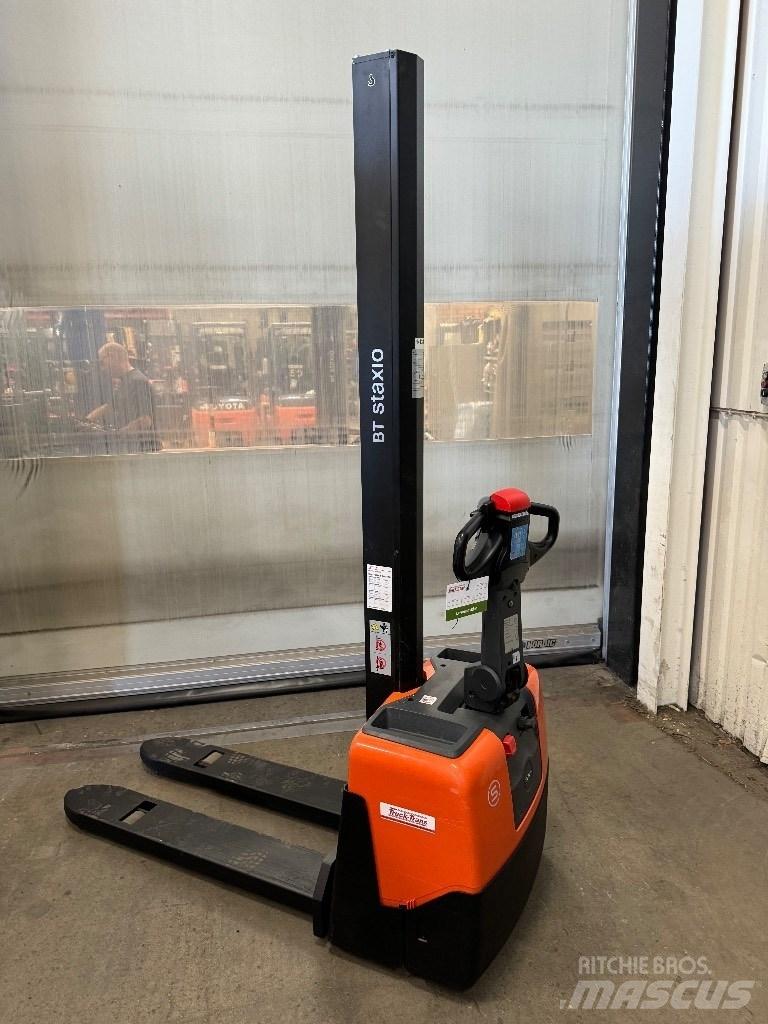 Toyota HWE100 Deichselstapler