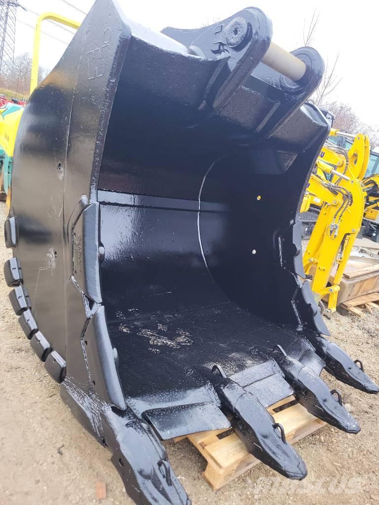 Komatsu Winkelbauer Tieflöffel