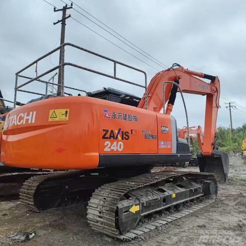 Hitachi 240-3 Raupenbagger