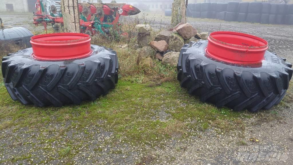 Fendt 724 Profi Plus Traktoren