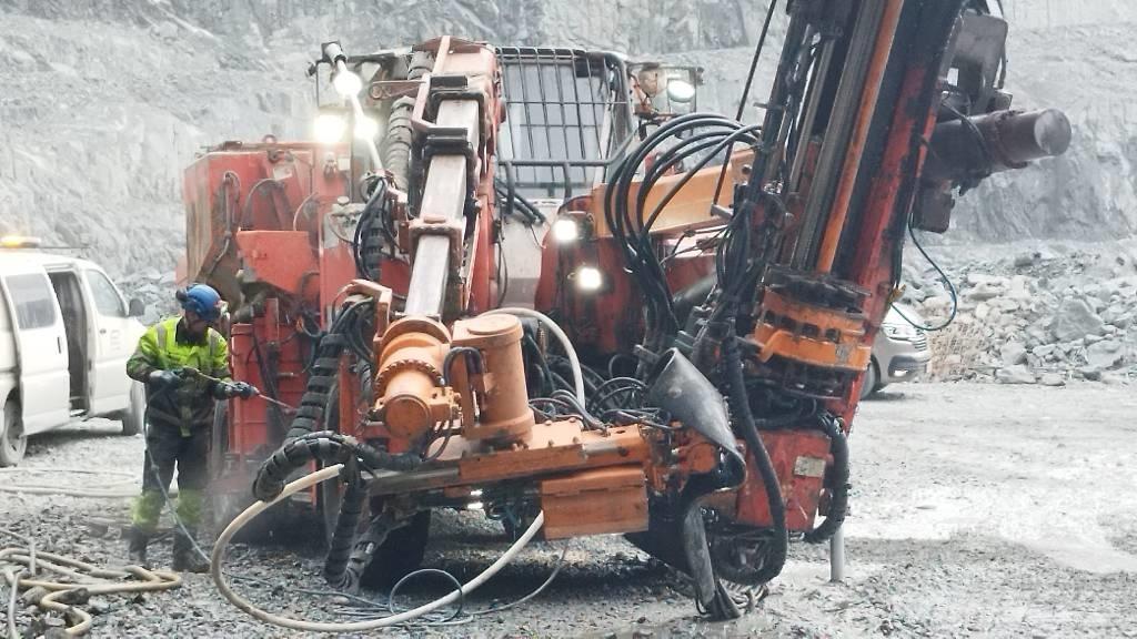 Sandvik DS520-TC Seilankerbohrwagen
