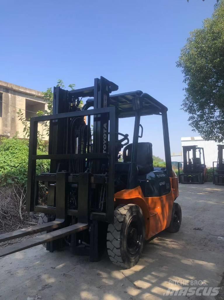 Toyota FD 35 Diesel heftrucks