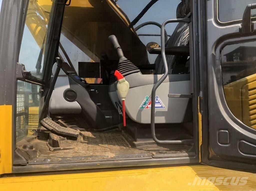 Komatsu PC 200-8 Raupenbagger