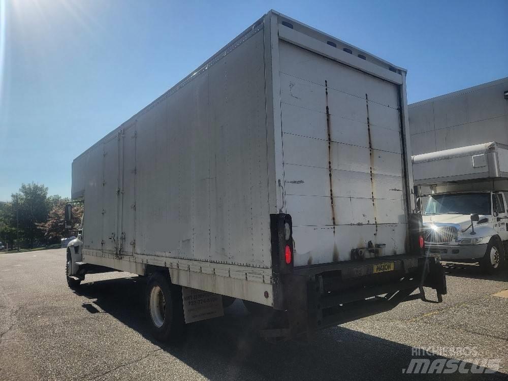 International 4300 Kofferaufbau