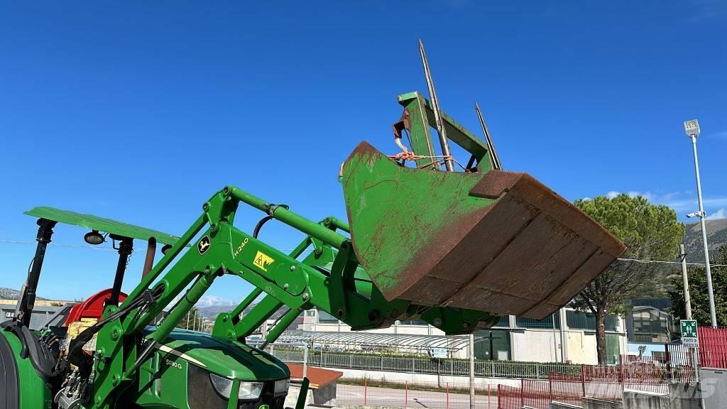 John Deere 5080 G Traktoren