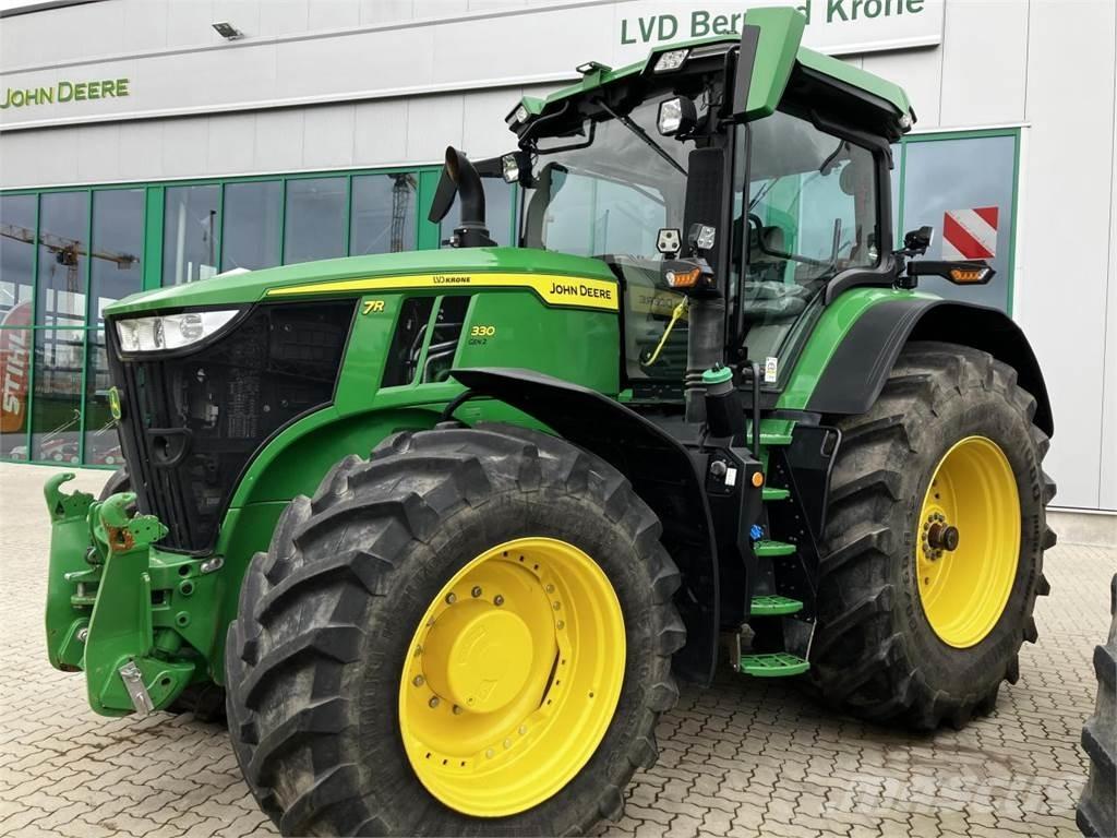 John Deere 7R 330 Traktoren