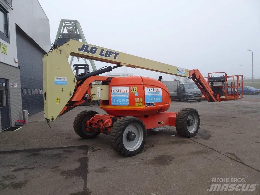 JLG 600AJ Gelenkteleskoparbeitsbühnen