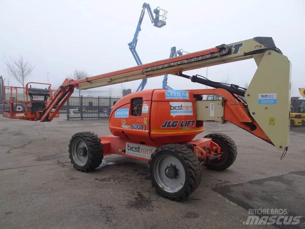 JLG 600AJ Gelenkteleskoparbeitsbühnen