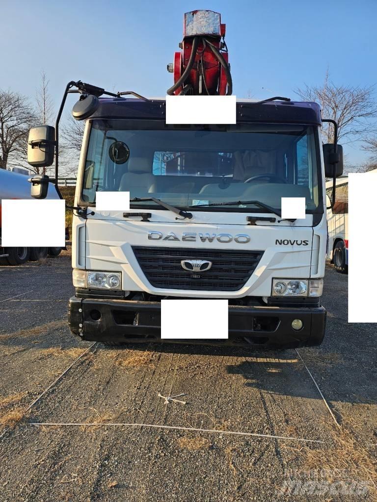Horyong SKY450 LKW-Arbeitsbühnen