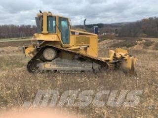 CAT D6N Bulldozer