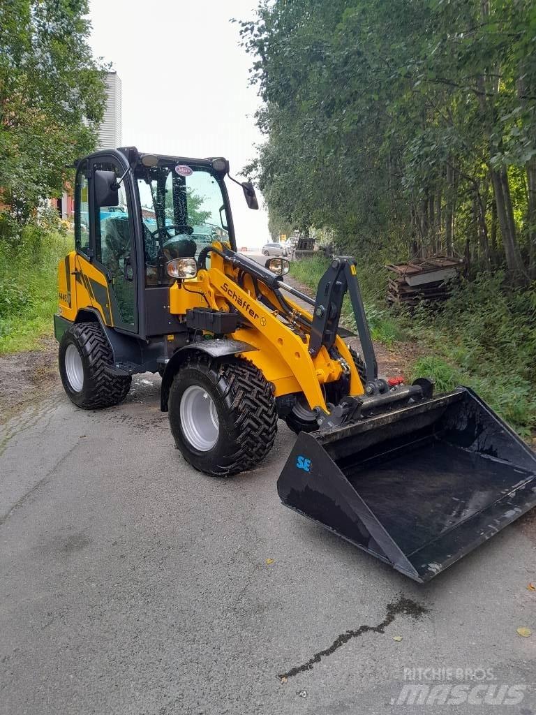 Schäffer 2445s Kompaktlader