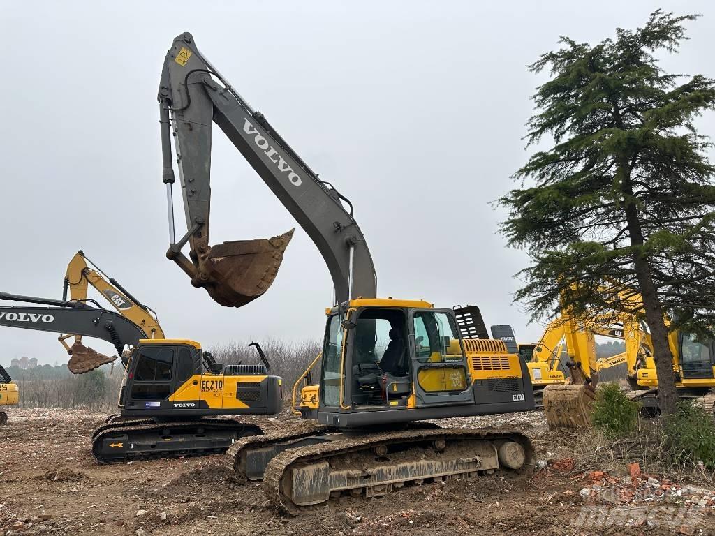 Volvo EC210D Raupenbagger