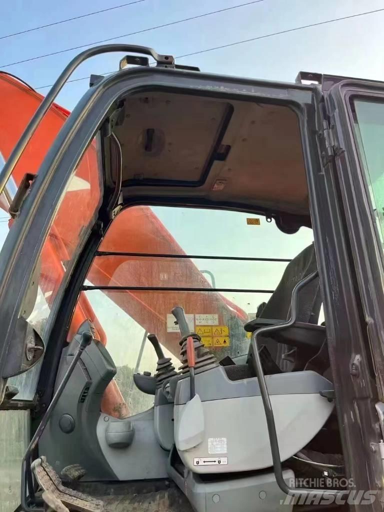 Hitachi ZX 300 Raupenbagger
