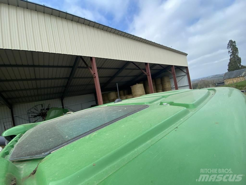 John Deere 6100 M Traktoren