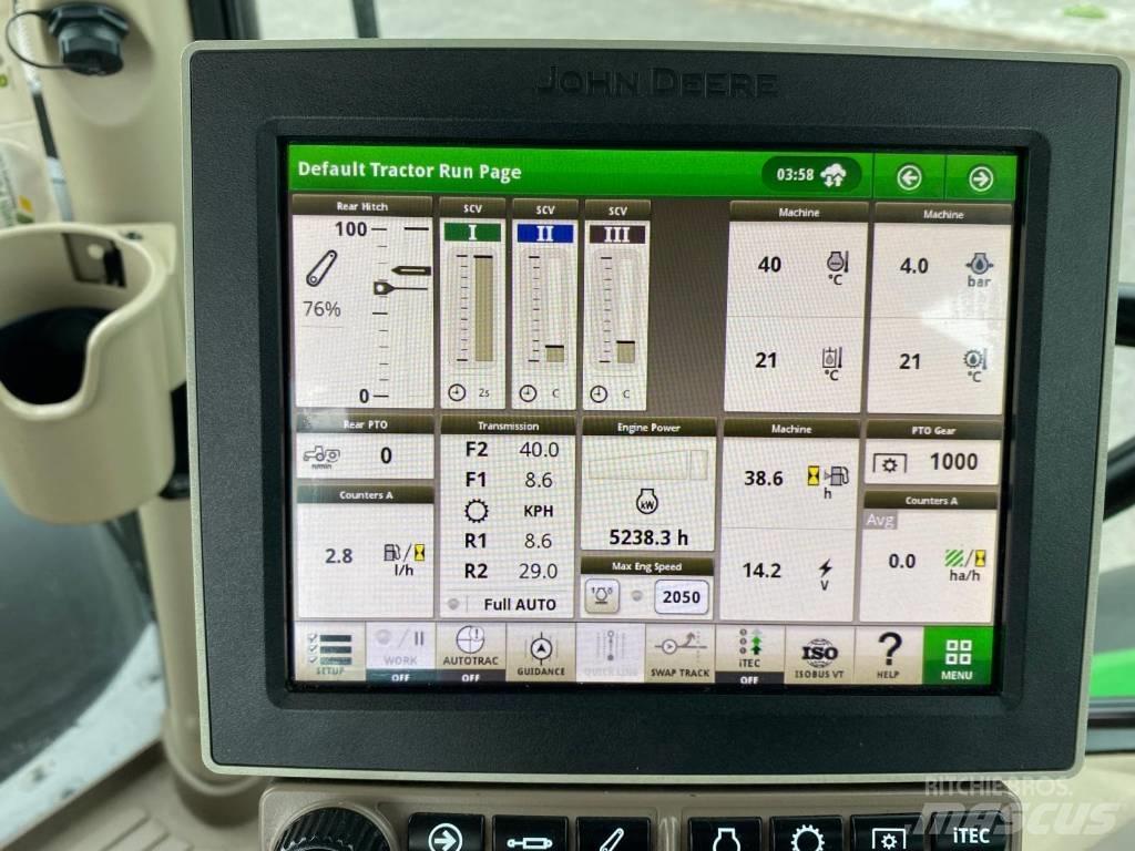 John Deere 6135R Traktoren