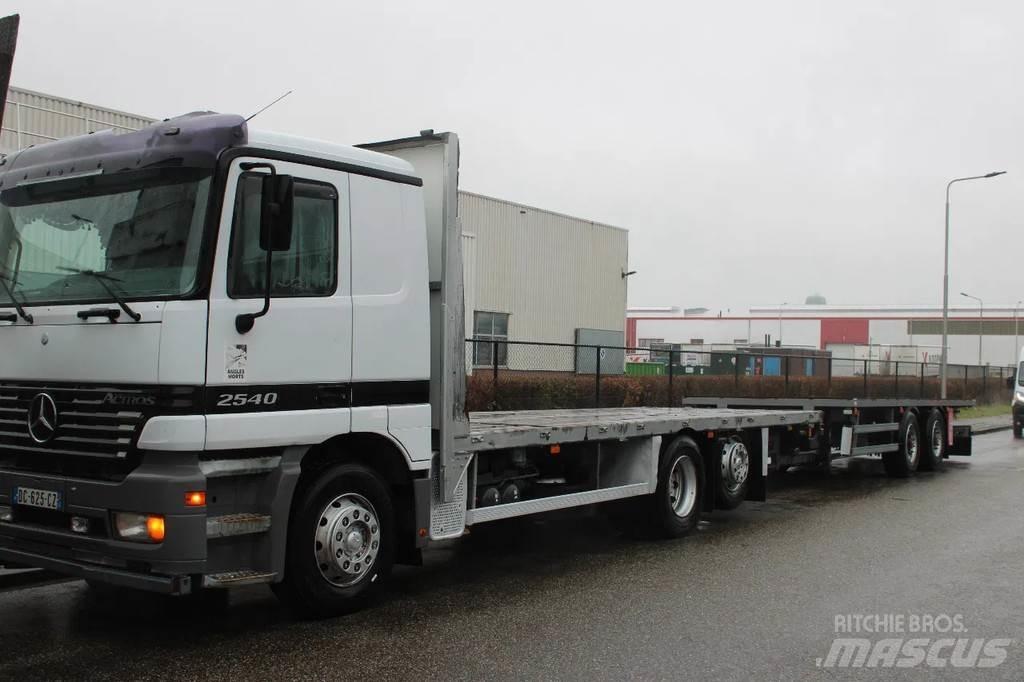 Samro 2 axle Pritschenanhänger