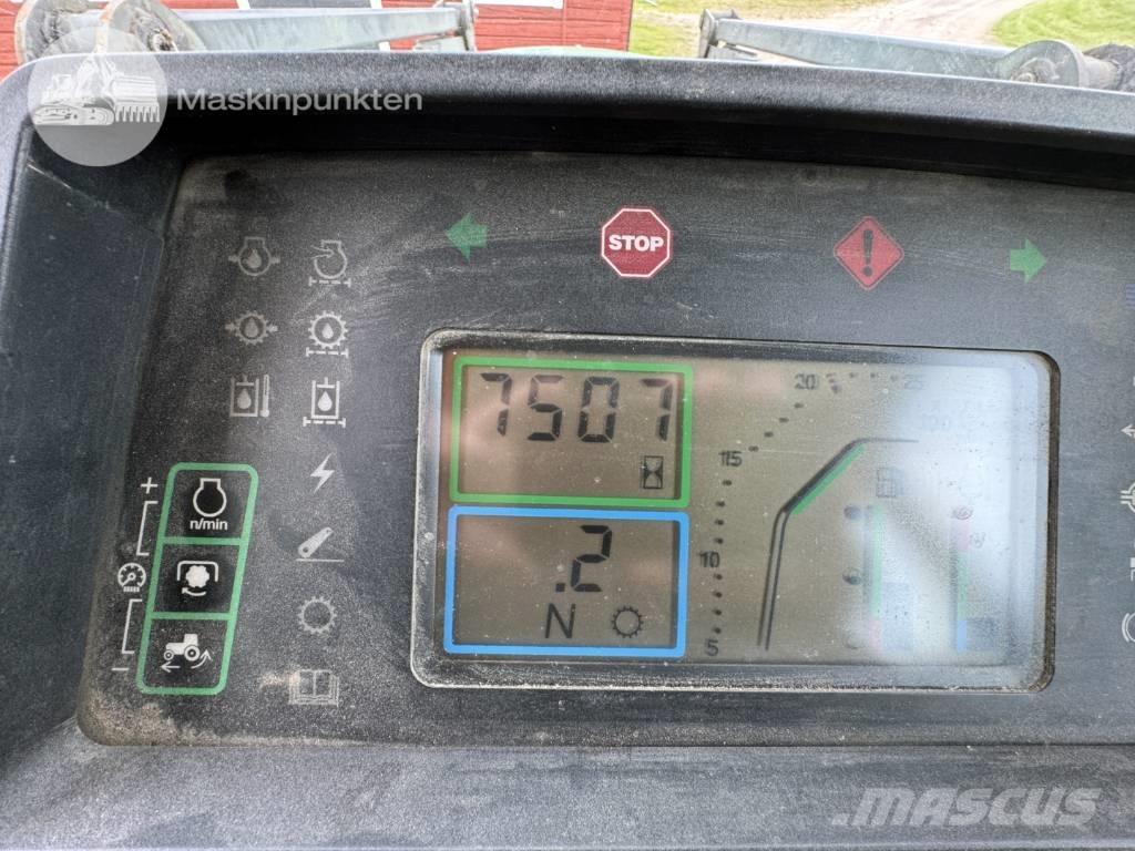 John Deere 7600 Traktoren