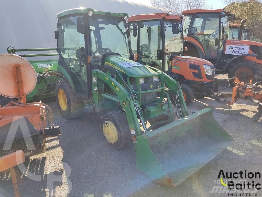 John Deere 2026R Traktoren
