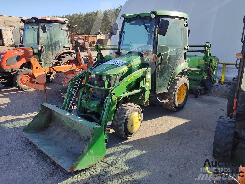John Deere 2026R Traktoren