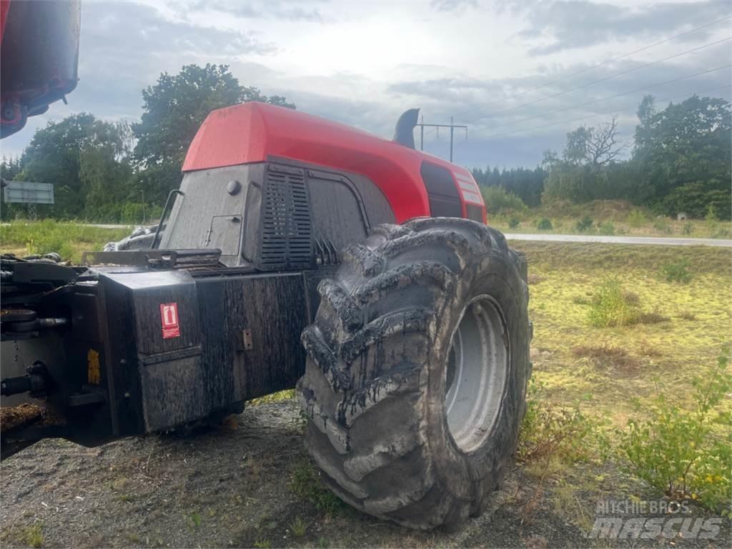 Komatsu 951 Harvester