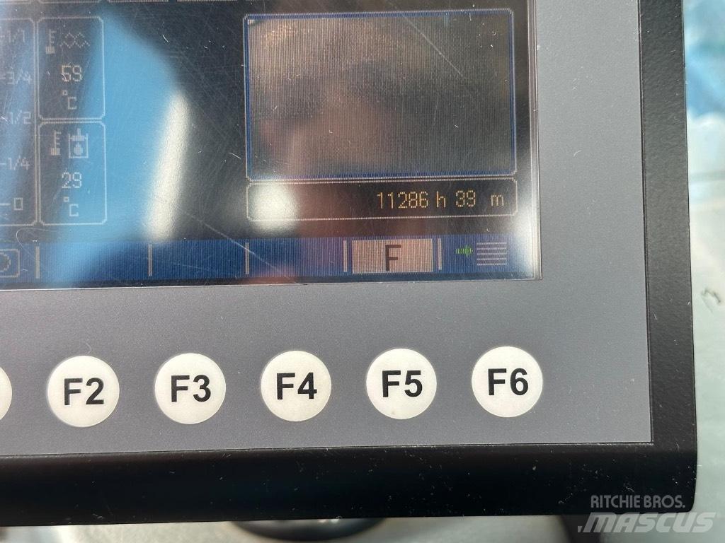 Fuchs MHL 320 D Materialumschlag