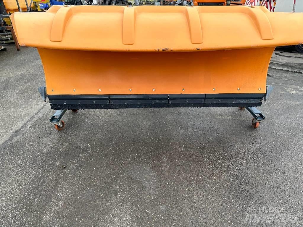 Nido SNK 27 VPZ 240 Schneeschilde und -pflüge