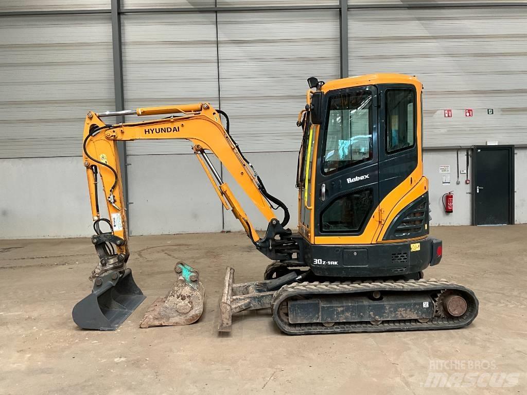 Hyundai 30 Z-9 Minibagger < 7t