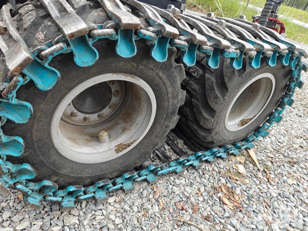 Komatsu 901 XC Harvester