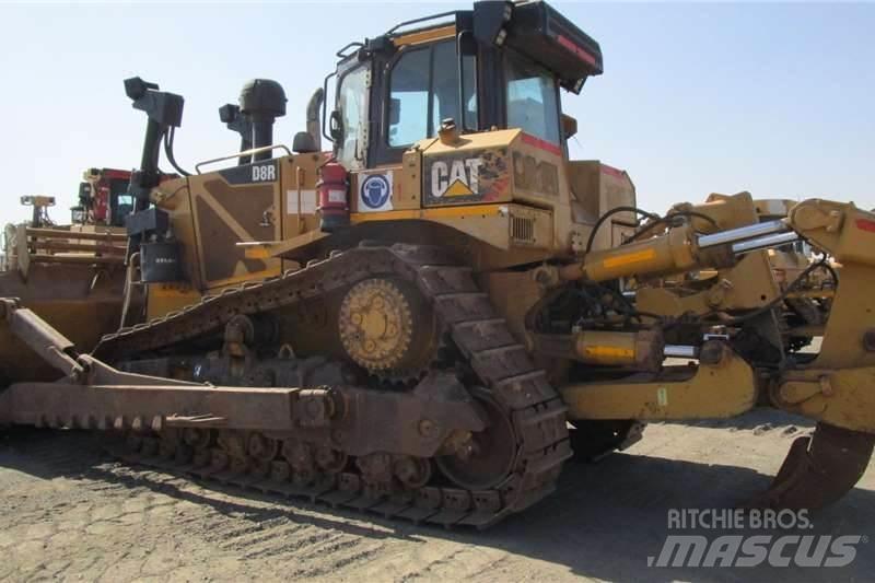 CAT D8R Bulldozer