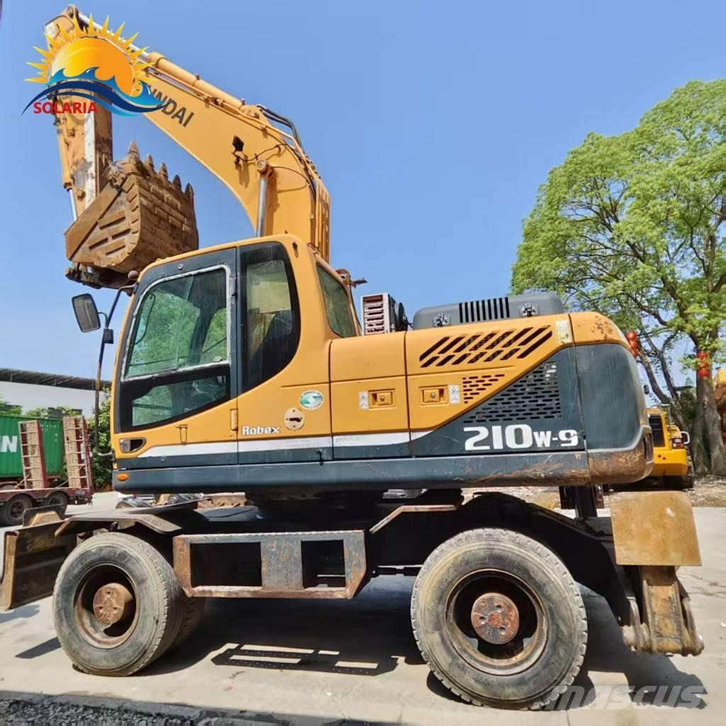 Hyundai r210w-9 Mobilbagger