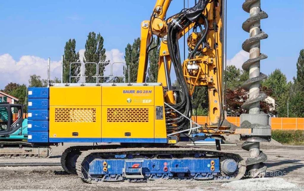 Bauer BG 28 H Schwere Bohrgeräte