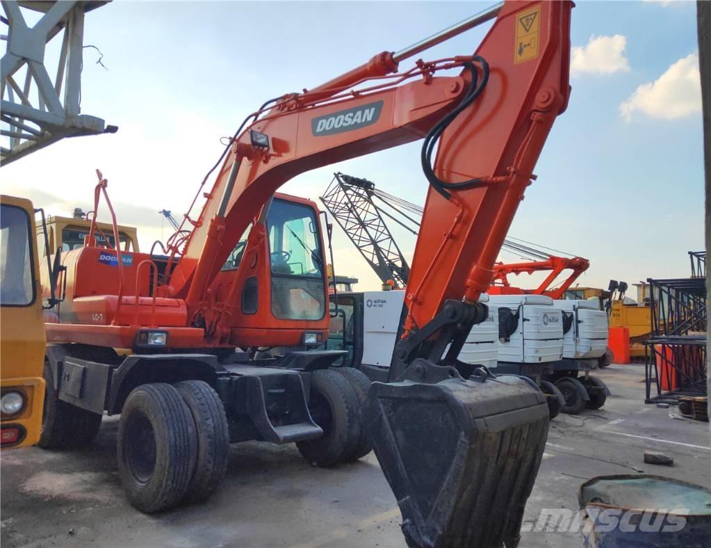 Doosan DH 150 W-7 Mobilbagger