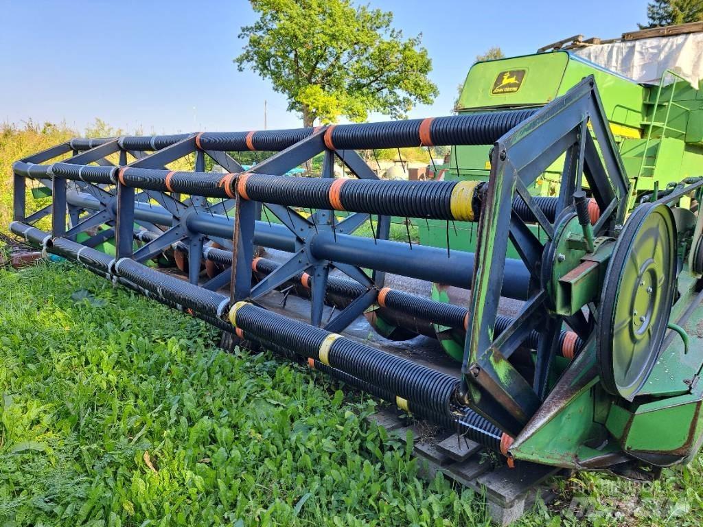 John Deere 1174 Mähdrescher