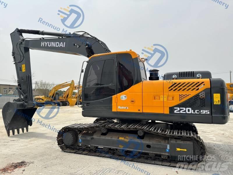 Hyundai R220LC-9S Raupenbagger