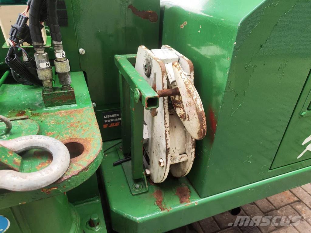Unic URW 706 CDE Minikrane