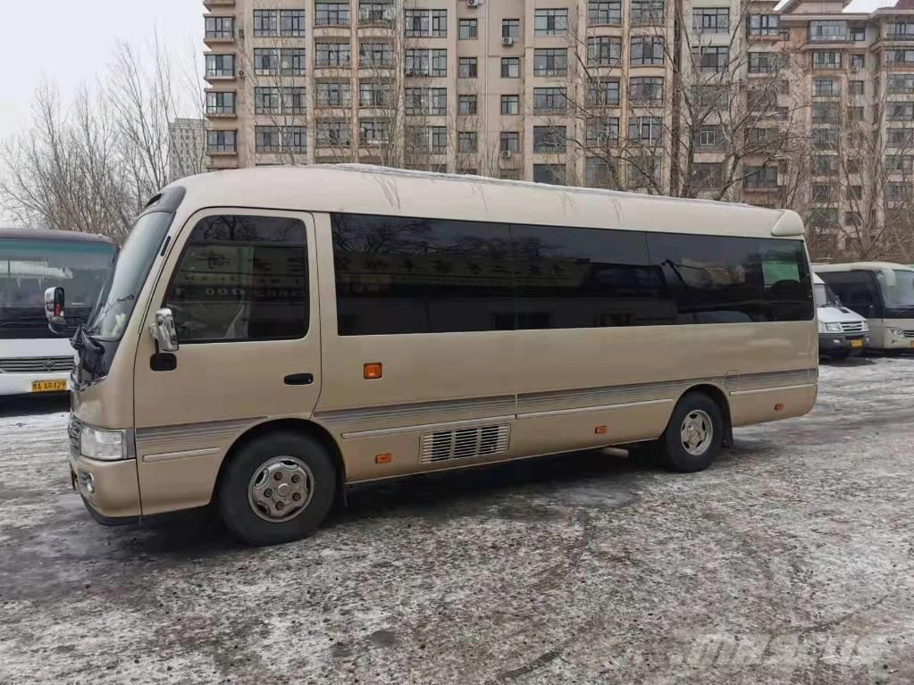 Toyota Coaster Bus Minibusse
