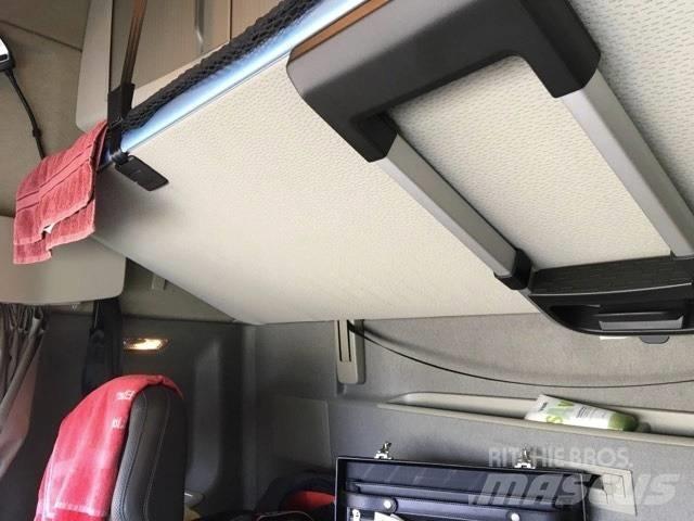 Volvo 540 Sattelzugmaschinen
