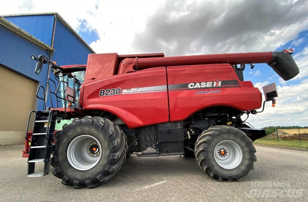 Case IH 8230 Mähdrescher