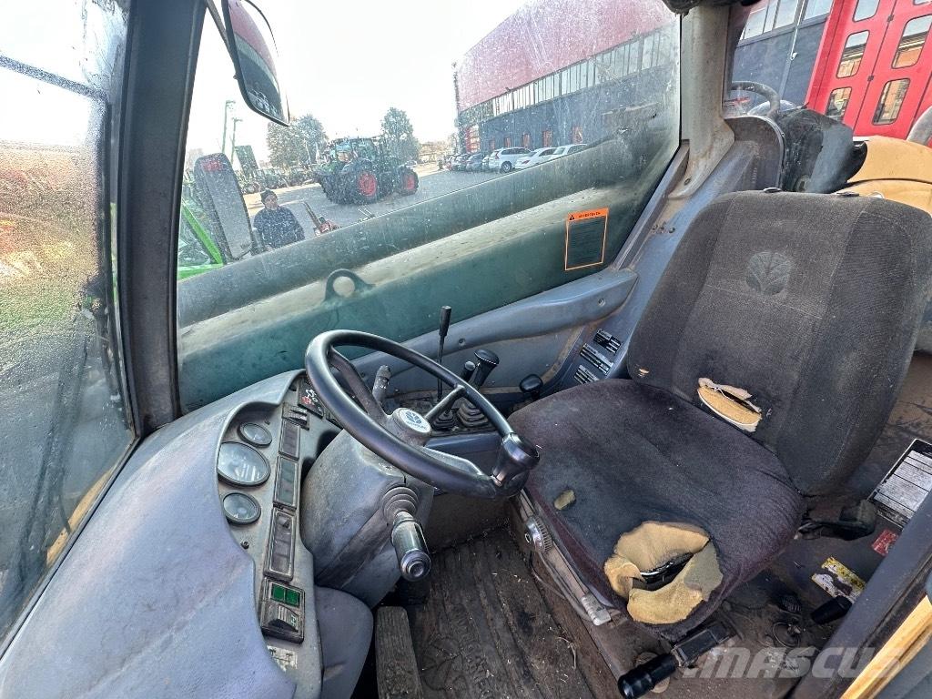 New Holland LM 640 Teleskoplader für Landwirtschaft