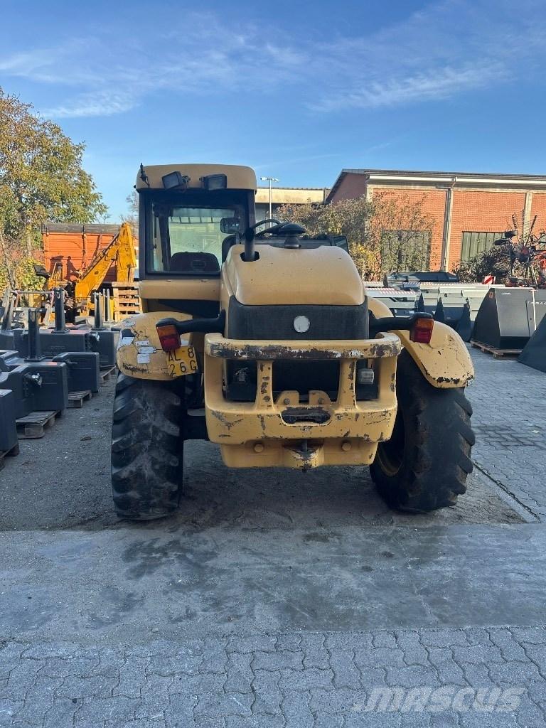 New Holland LM 640 Teleskoplader für Landwirtschaft