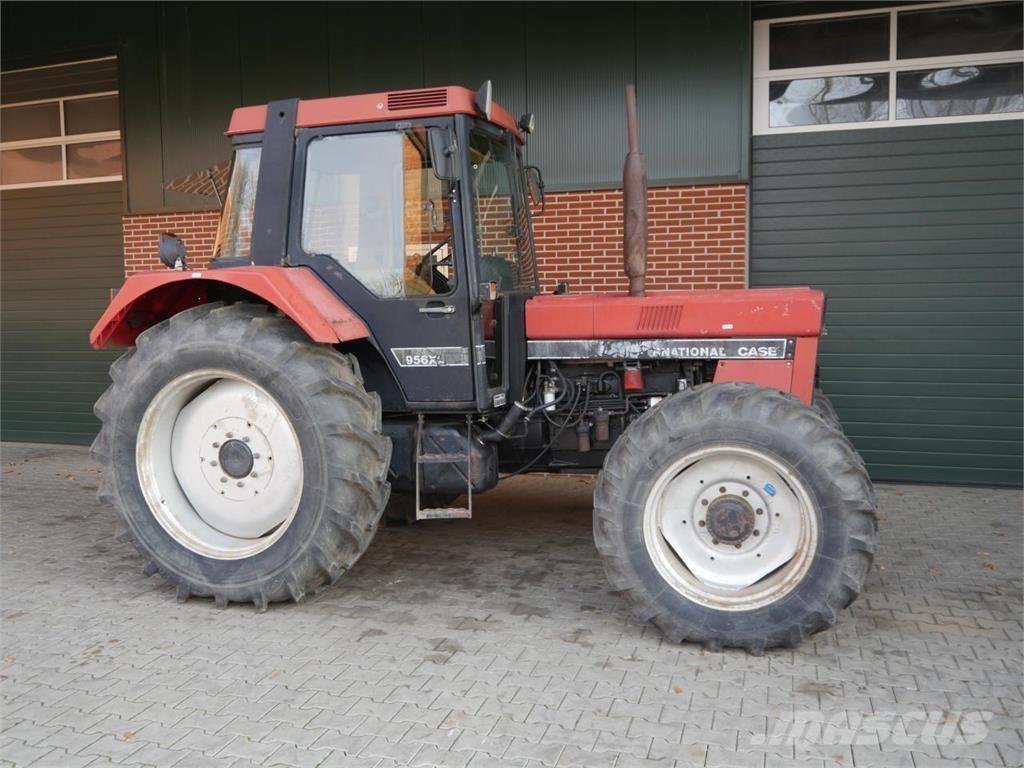 Case IH 956 XL Traktoren