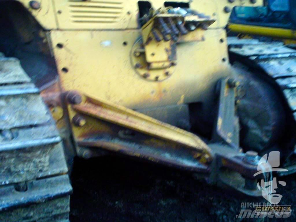 CAT D 8 K Bulldozer